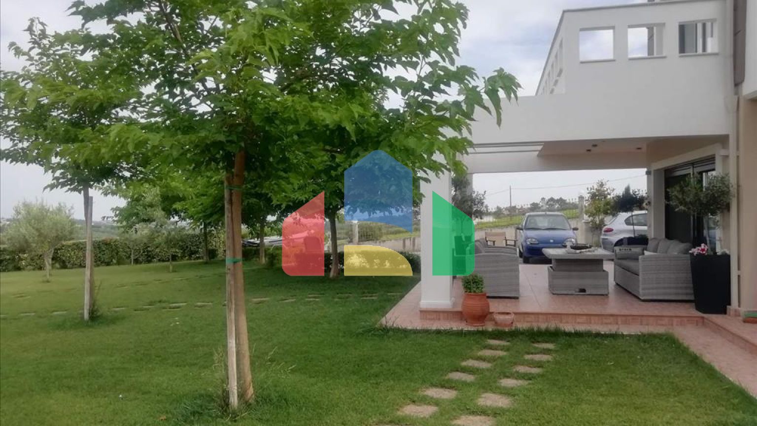 Продаж - Котедж 300 m² в передмісті Салонік