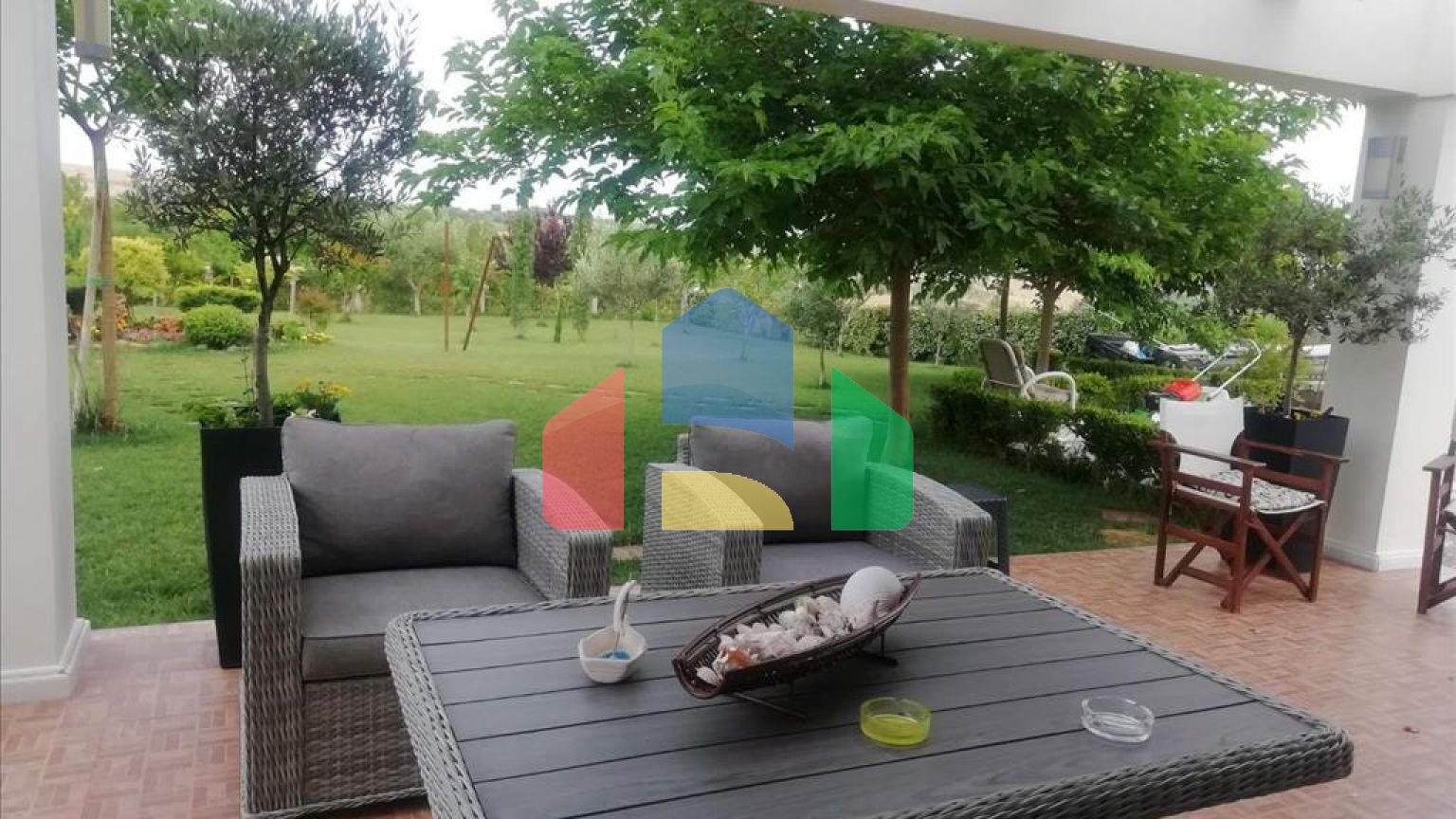 Продаж - Котедж 300 m² в передмісті Салонік