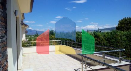 Продажа - Вилла 240 m² в пригороде Салоник