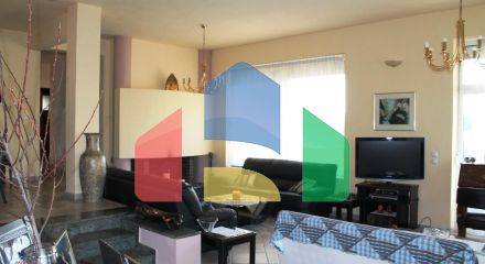 Продаж - Котедж 350 m² в передмісті Салонік