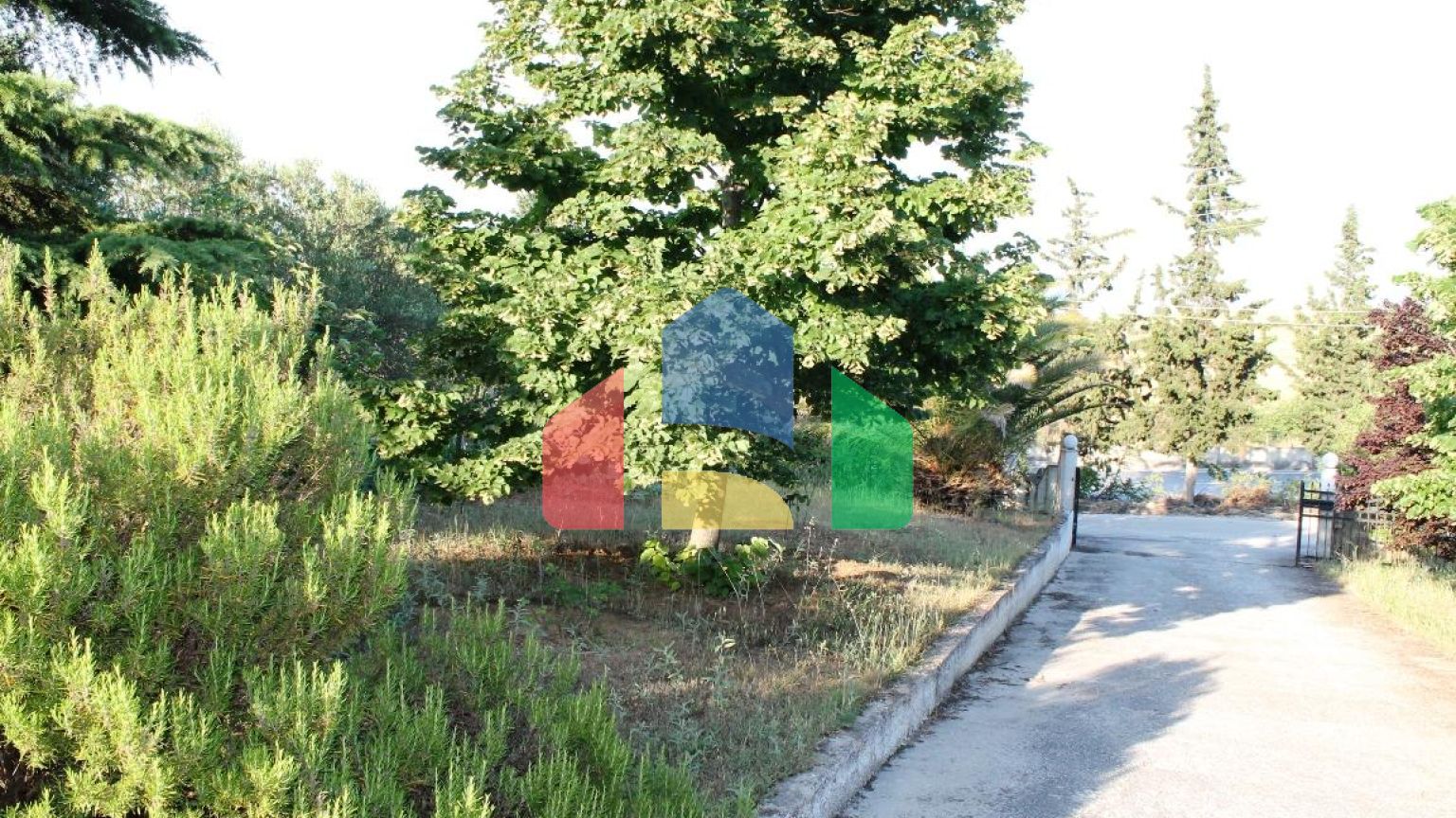 Продаж - Котедж 350 m² в передмісті Салонік