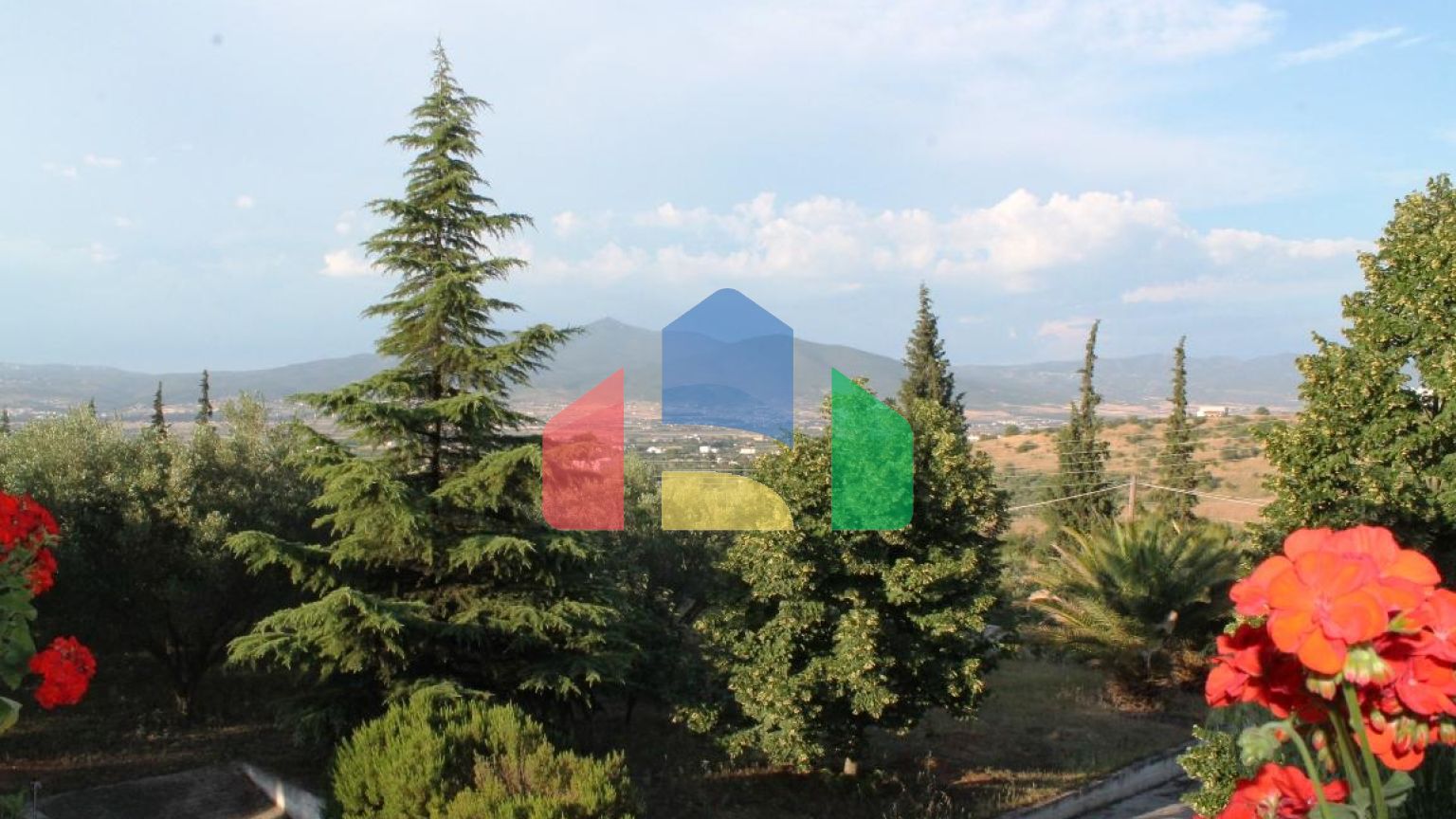 Продаж - Котедж 350 m² в передмісті Салонік