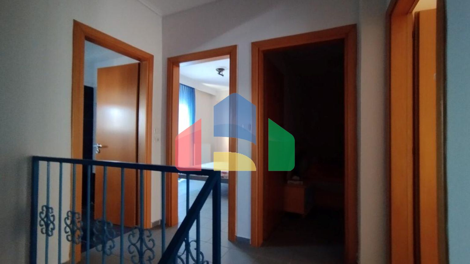 Продаж - Таунхаус 206 m² в передмісті Салонік