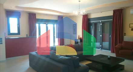 Продажа - Коттедж 370 m² в пригороде Салоник