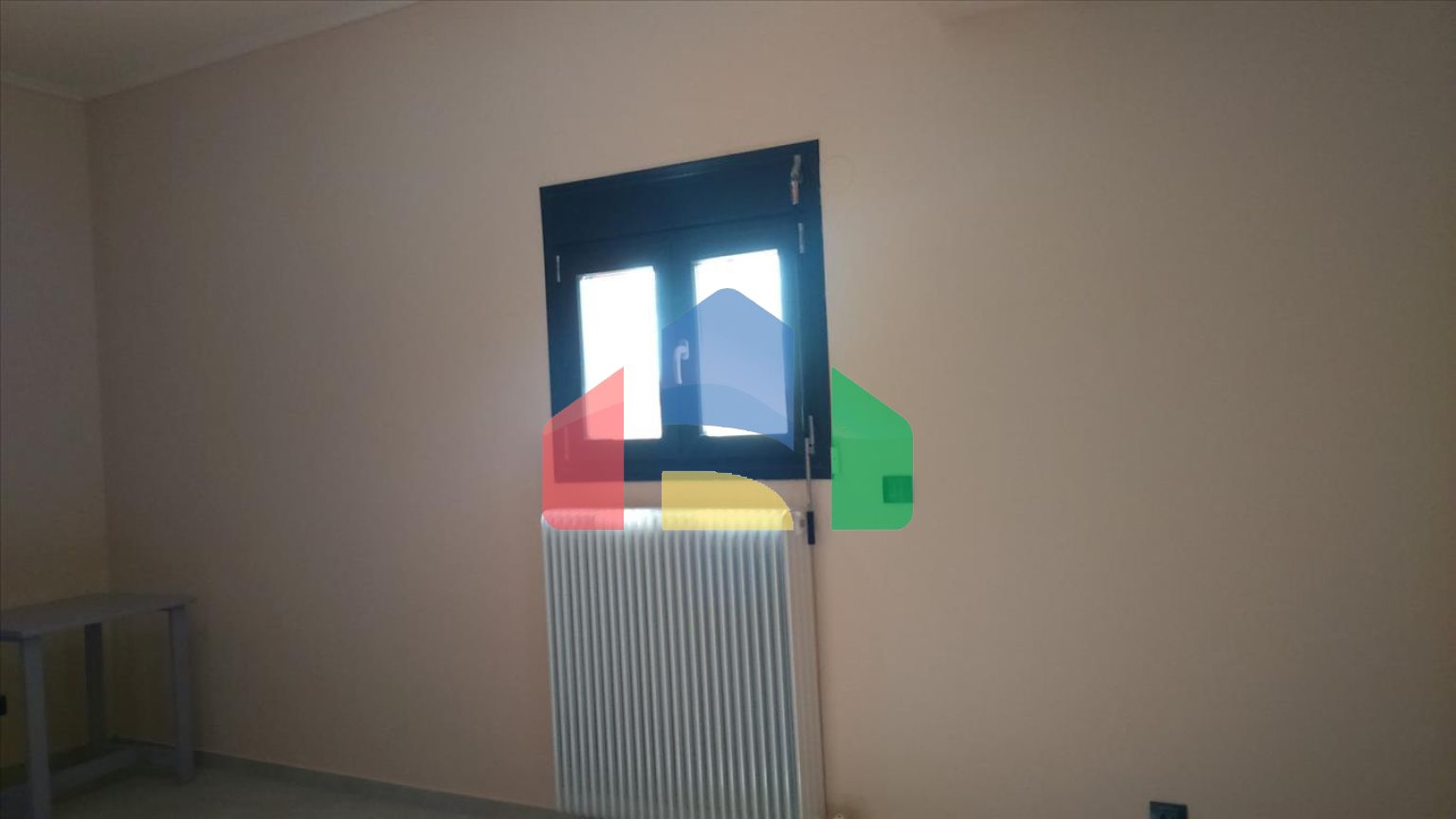 Продаж - Котедж 370 m² в передмісті Салонік