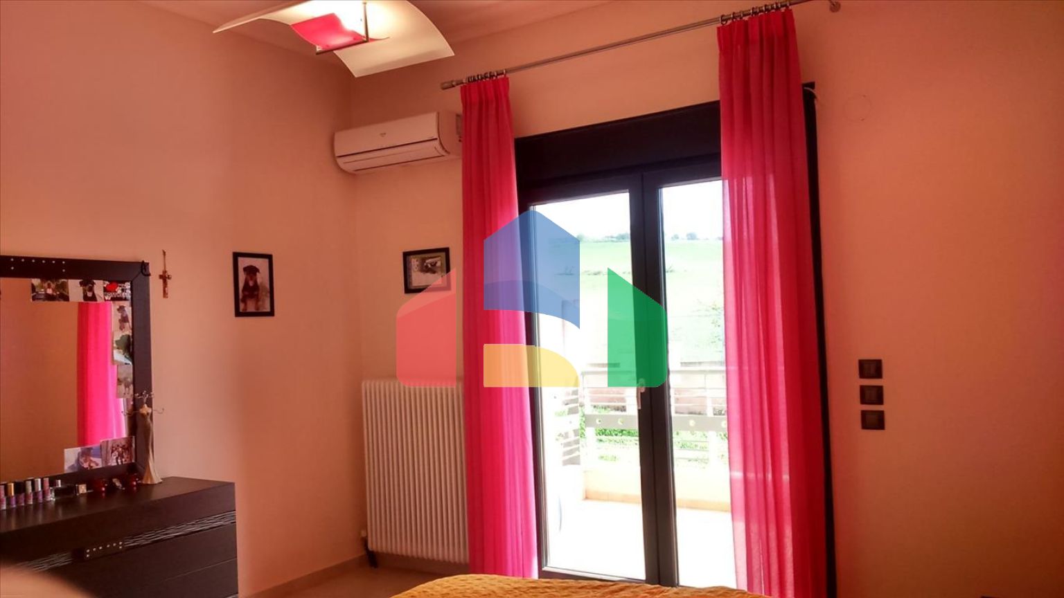 Продаж - Котедж 370 m² в передмісті Салонік