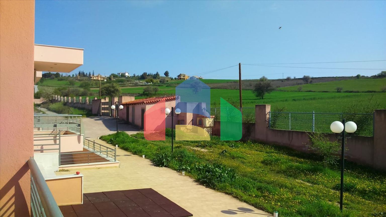 Продаж - Котедж 370 m² в передмісті Салонік