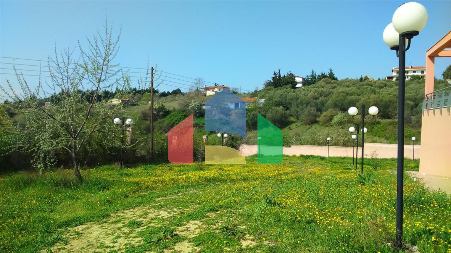 Продаж - Котедж 370 m² в передмісті Салонік