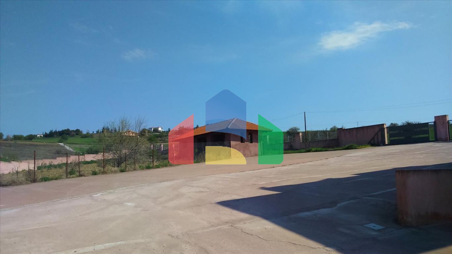 Продаж - Котедж 370 m² в передмісті Салонік