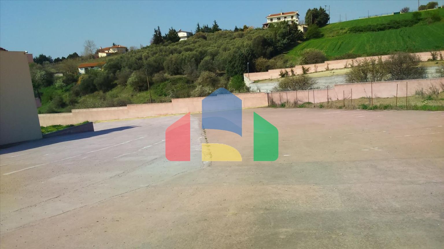 Продаж - Котедж 370 m² в передмісті Салонік