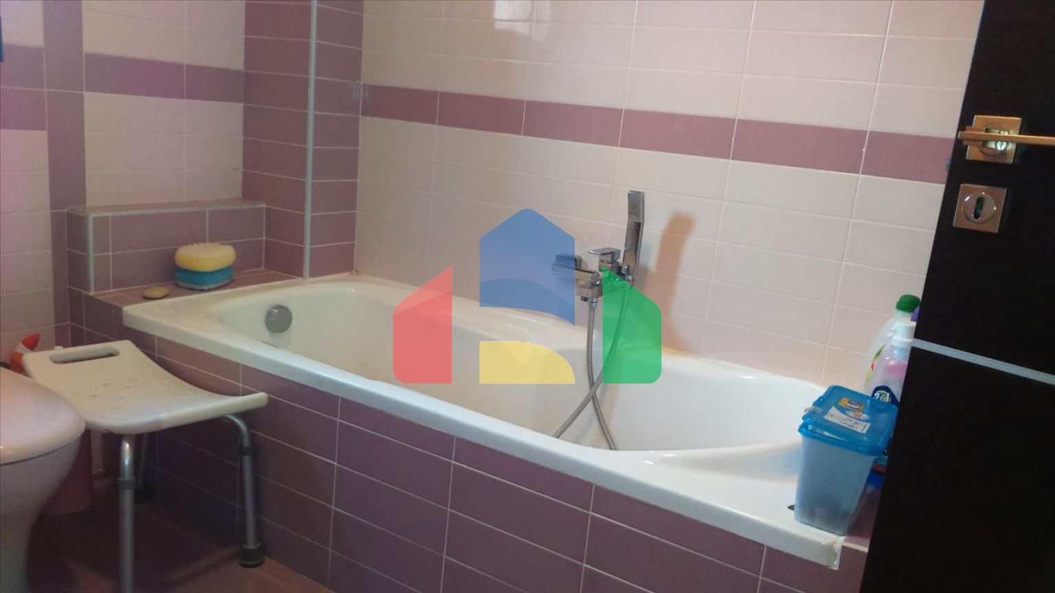 Продаж - Котедж 370 m² в передмісті Салонік