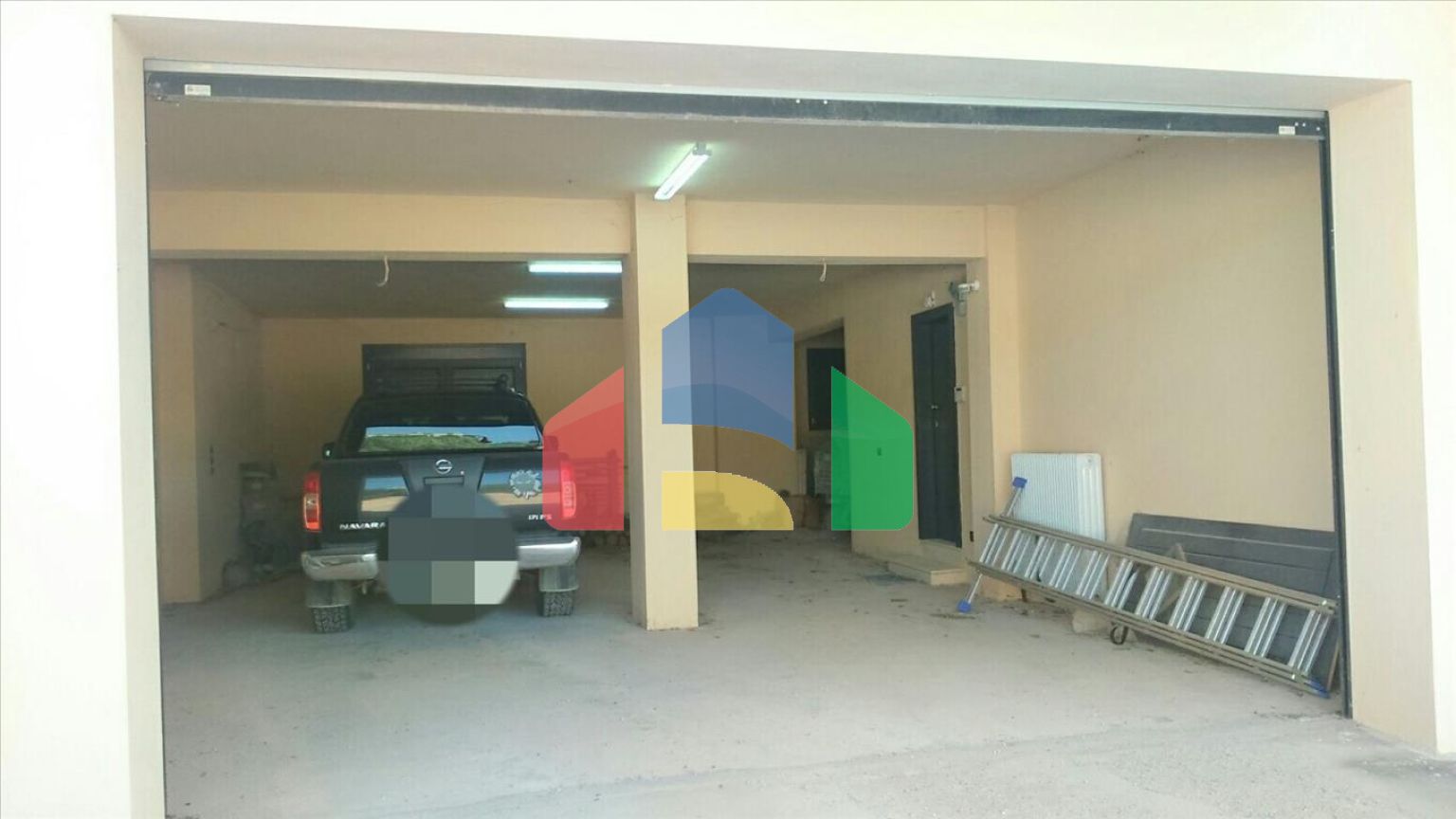 Продаж - Котедж 370 m² в передмісті Салонік