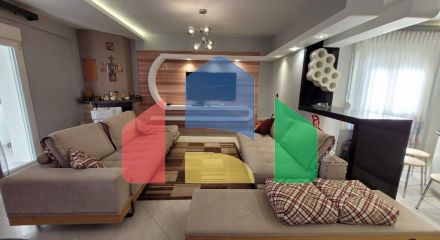Продаж - Квартира 140 m² в передмісті Салонік