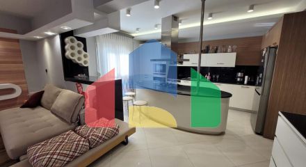 Продаж - Квартира 140 m² в передмісті Салонік