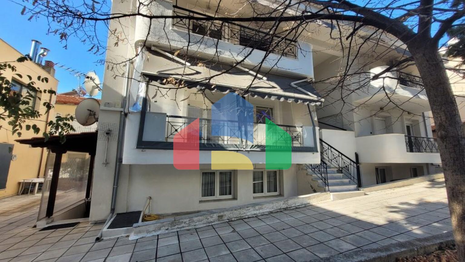 Продажа - Квартира 140 m² в пригороде Салоник