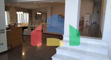 Продаж - Котедж 480 m² в передмісті Салонік