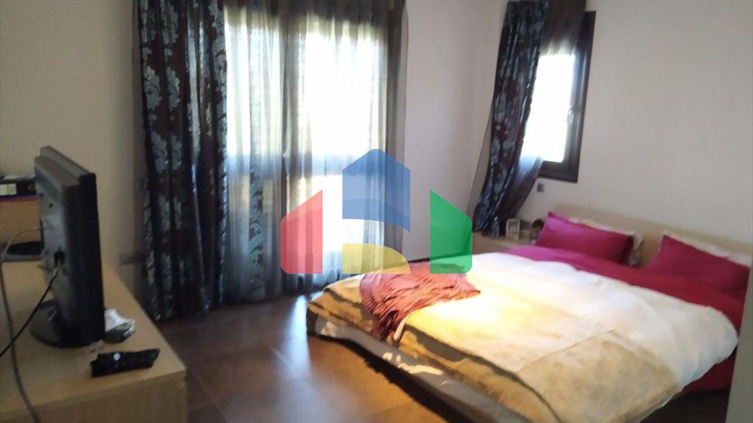 Продаж - Котедж 480 m² в передмісті Салонік