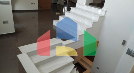 Продаж - Котедж 480 m² в передмісті Салонік