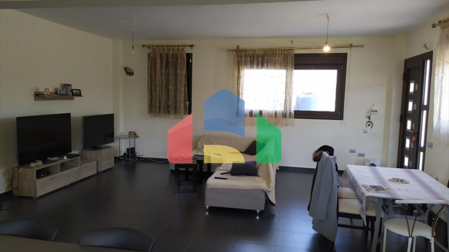 Продаж - Котедж 480 m² в передмісті Салонік