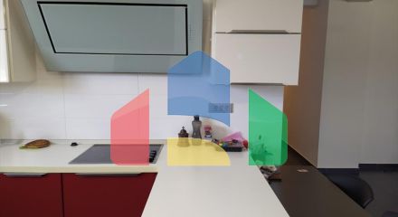 Продаж - Котедж 480 m² в передмісті Салонік