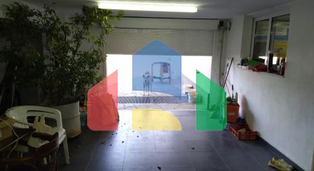 Продаж - Котедж 480 m² в передмісті Салонік