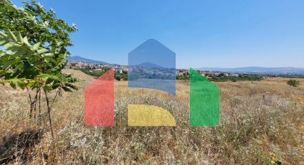 Продаж - Земельна ділянка 4200 m² в передмісті Салонік