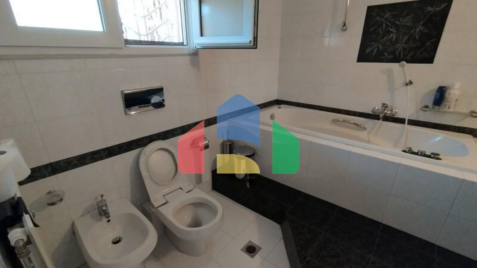 Продажа - Вилла 610 m² в пригороде Салоник