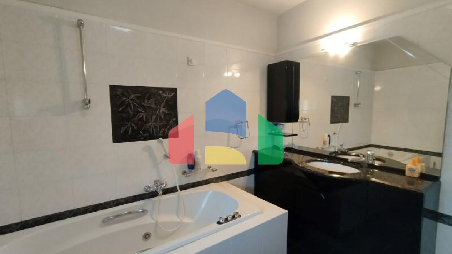 Продажа - Вилла 610 m² в пригороде Салоник