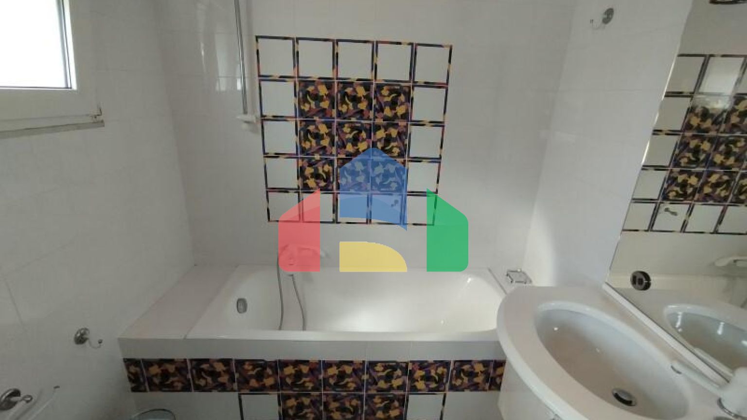 Продажа - Вилла 610 m² в пригороде Салоник