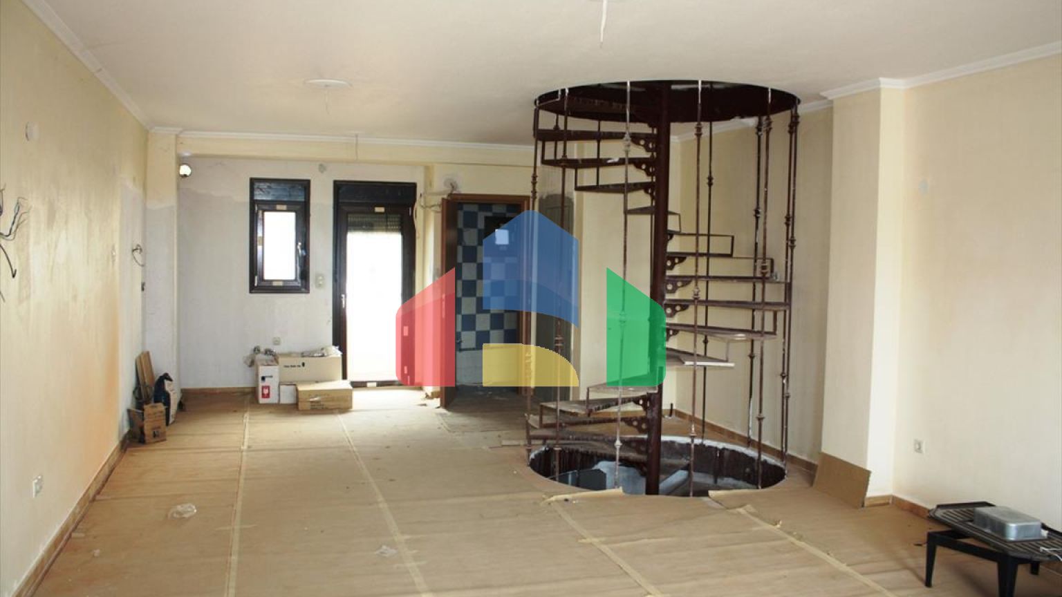 Продажа - Таунхаус 100 m² в пригороде Салоник