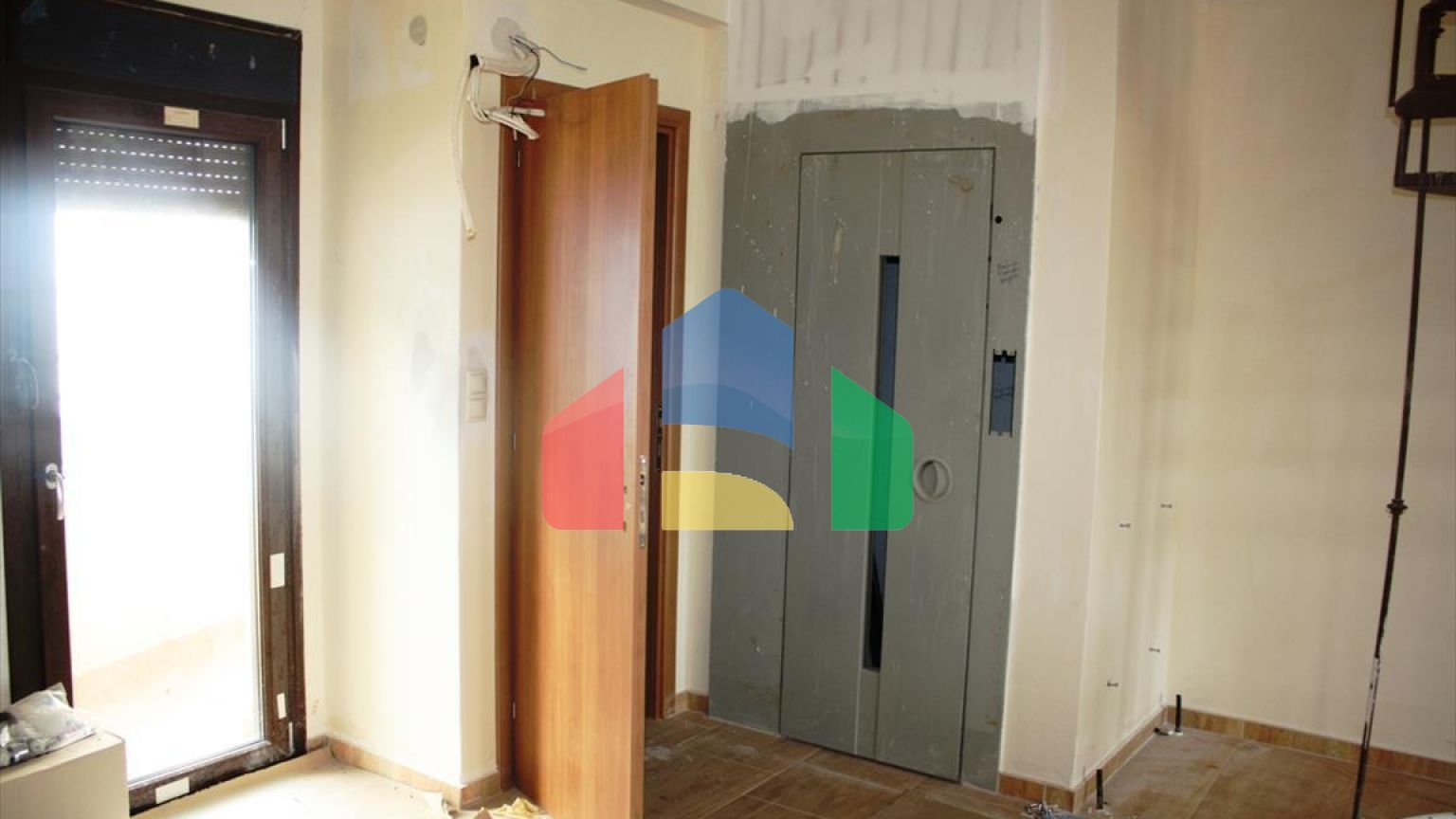 Продажа - Таунхаус 100 m² в пригороде Салоник