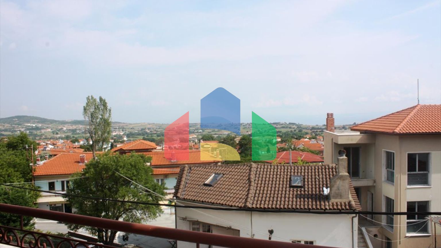 Продажа - Таунхаус 100 m² в пригороде Салоник