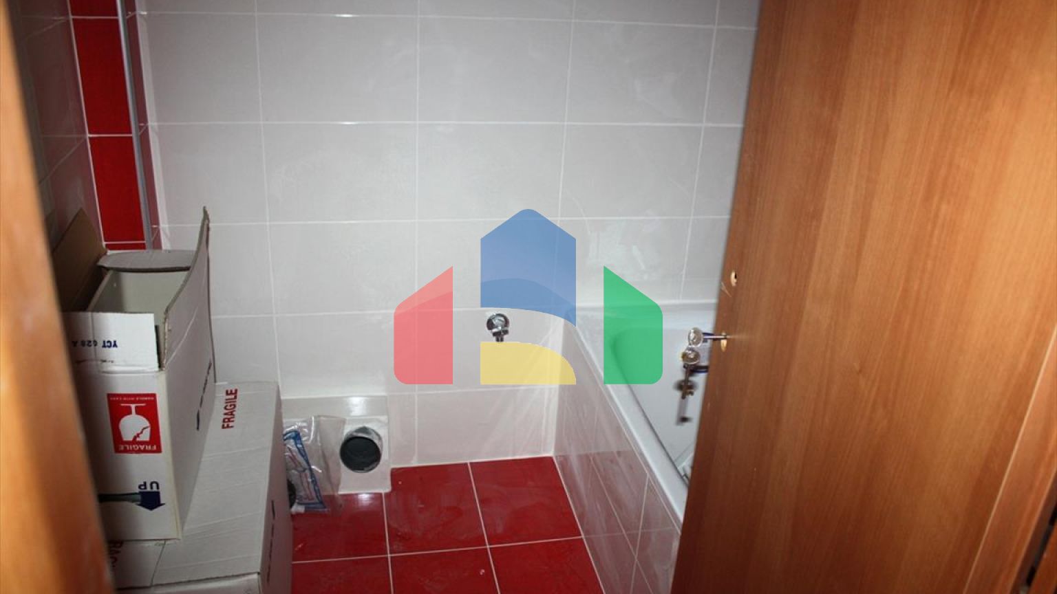 Продажа - Таунхаус 100 m² в пригороде Салоник