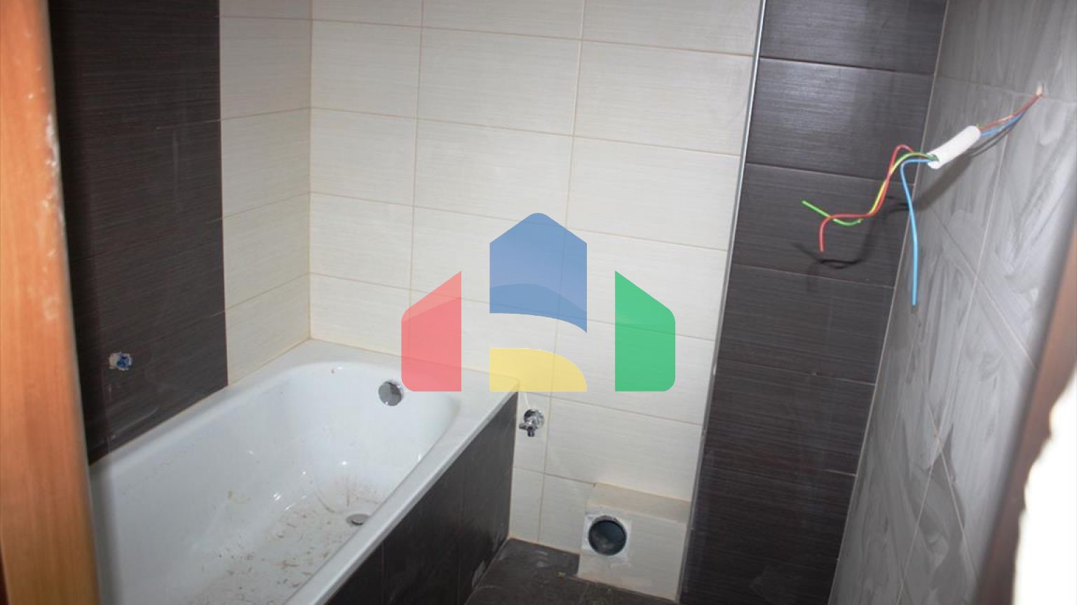 Продажа - Таунхаус 100 m² в пригороде Салоник