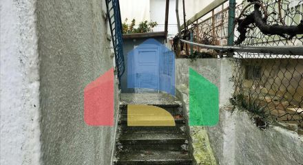 Продаж - Будівля 200 m² в передмісті Салонік