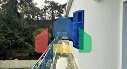 Продаж - Будівля 200 m² в передмісті Салонік