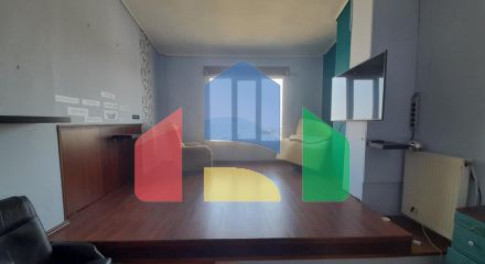 Продаж - Таунхаус 240 m² в передмісті Салонік