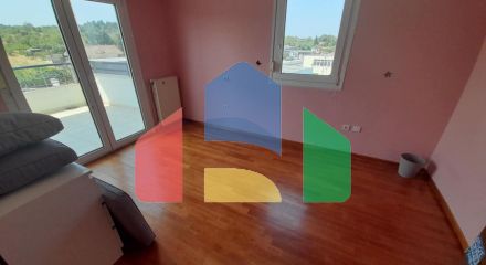 Продаж - Таунхаус 240 m² в передмісті Салонік