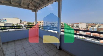 Продаж - Таунхаус 240 m² в передмісті Салонік