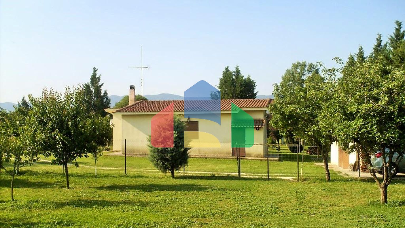 Продаж - Котедж 90 m² в передмісті Салонік