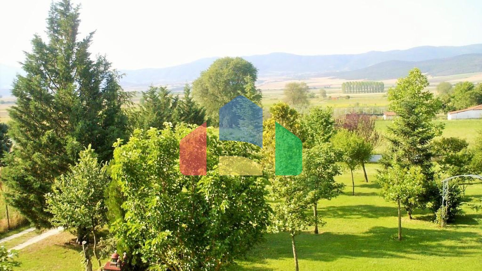 Продаж - Котедж 90 m² в передмісті Салонік