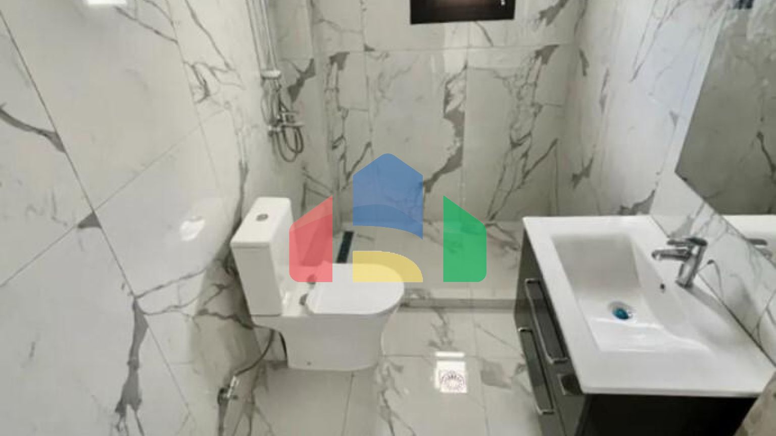 Продаж - Квартира 75 m² в передмісті Салонік