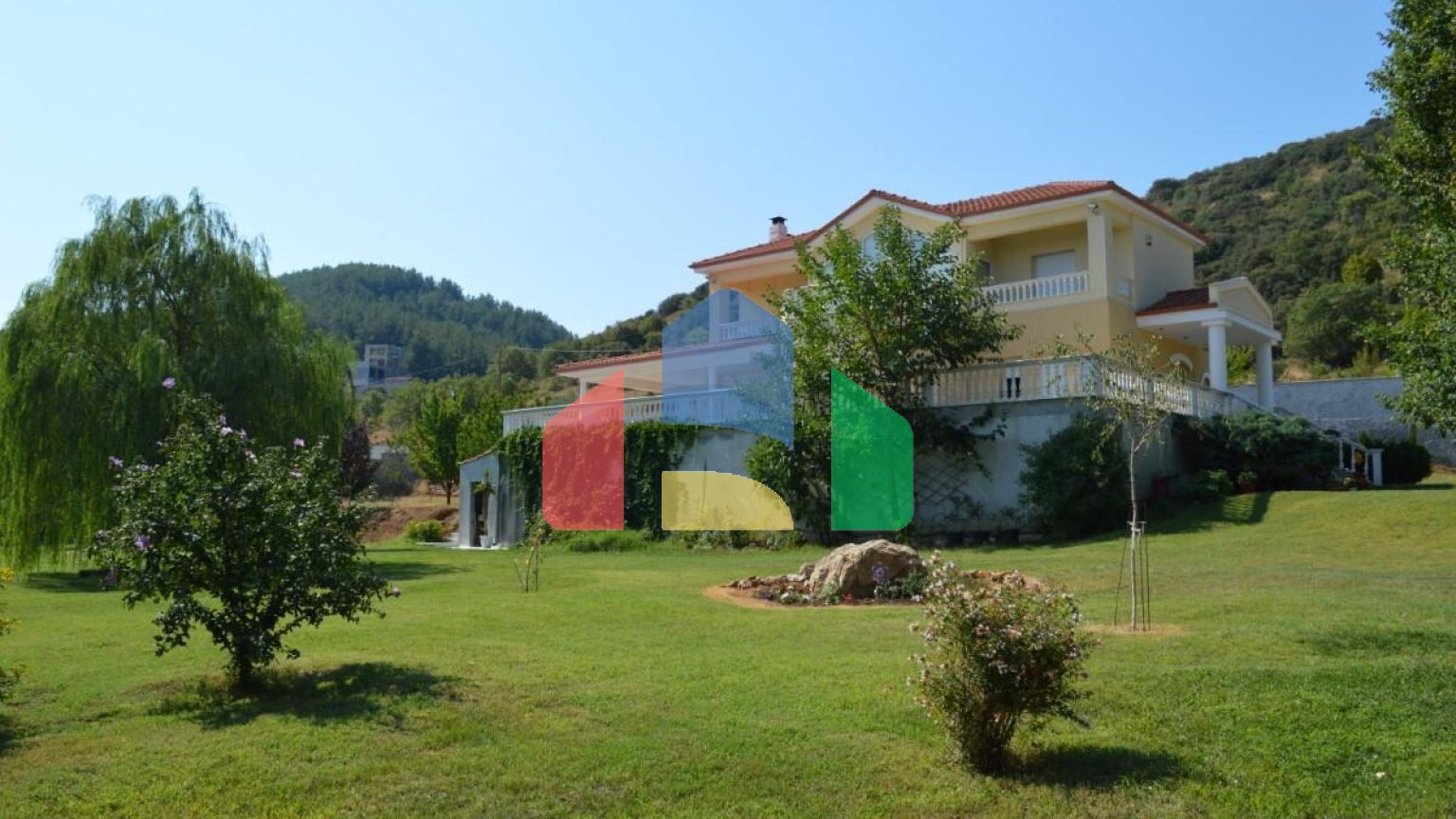 Продажа - Коттедж 210 m² в пригороде Салоник