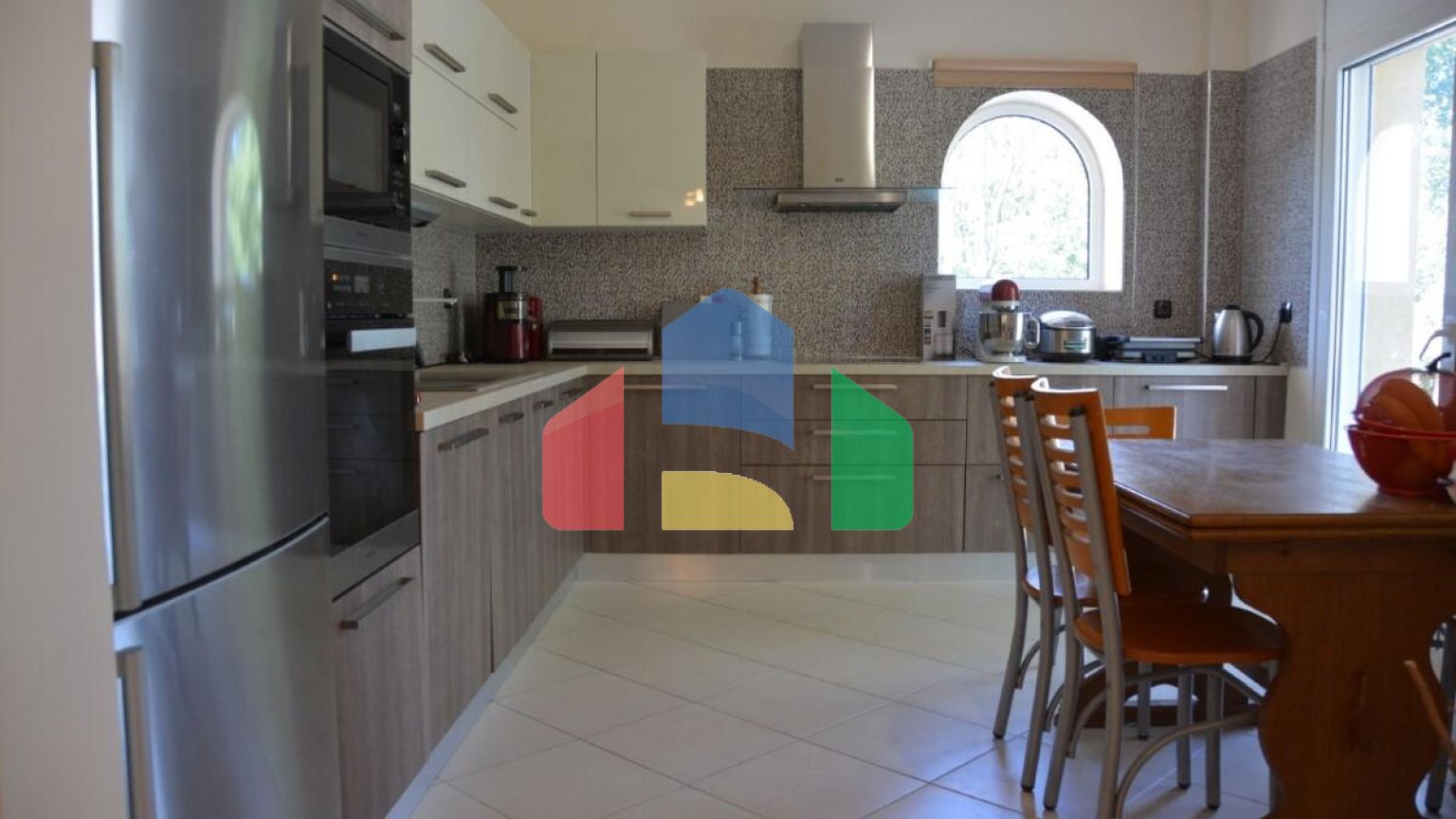 Продажа - Коттедж 210 m² в пригороде Салоник