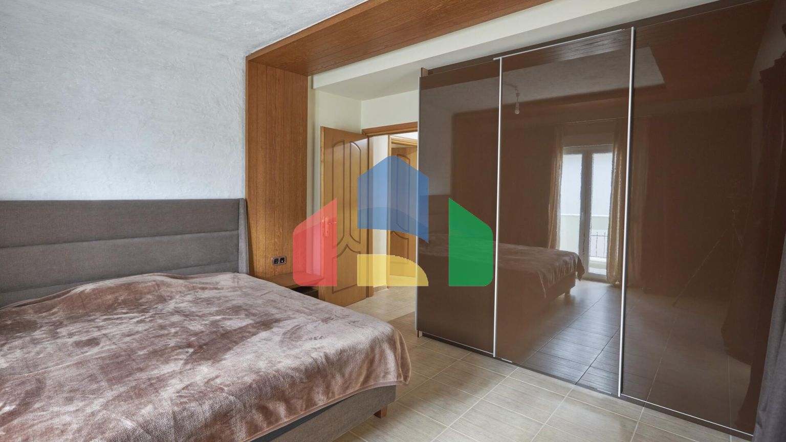 Продажа - Таунхаус 209 m² в пригороде Салоник