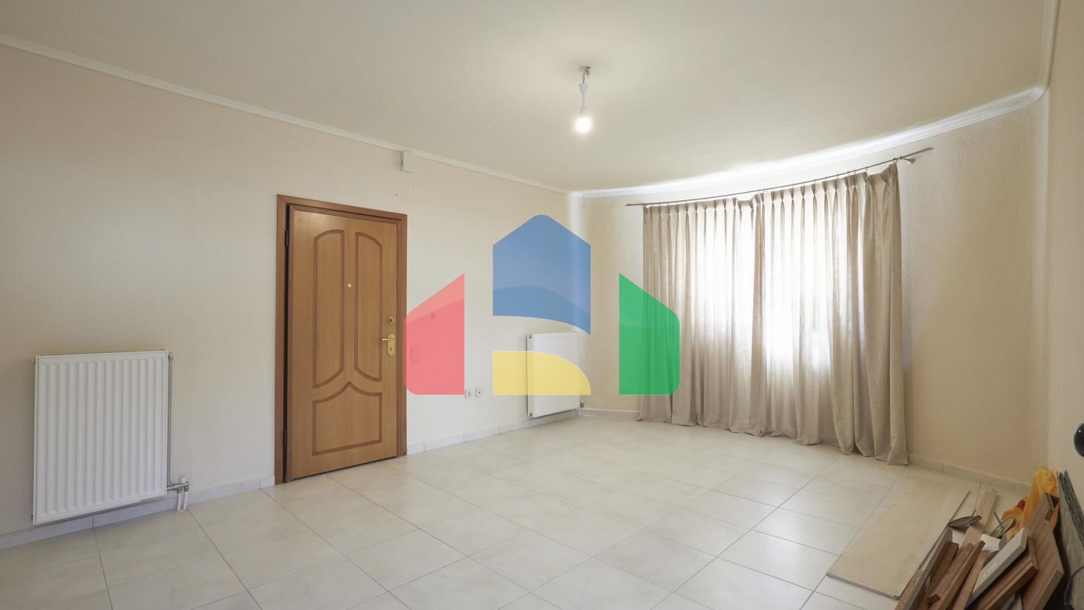 Продажа - Таунхаус 209 m² в пригороде Салоник