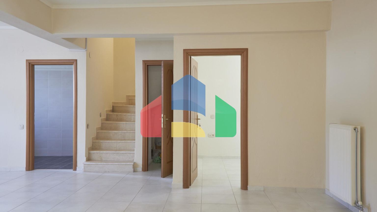 Продажа - Таунхаус 209 m² в пригороде Салоник