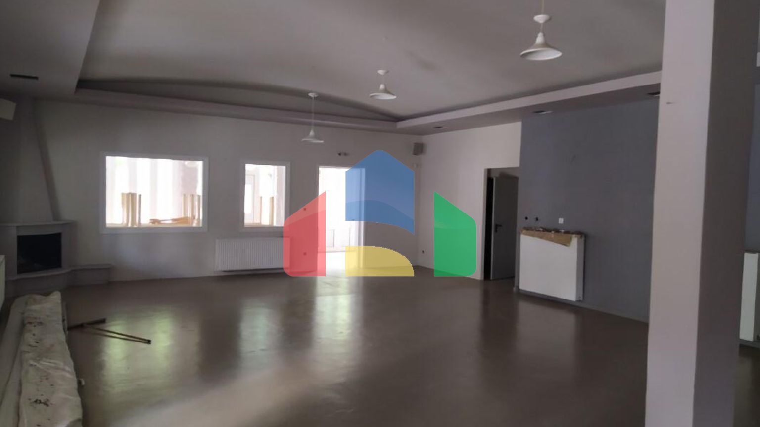 Продажа - Здание 488 m² в пригороде Салоник