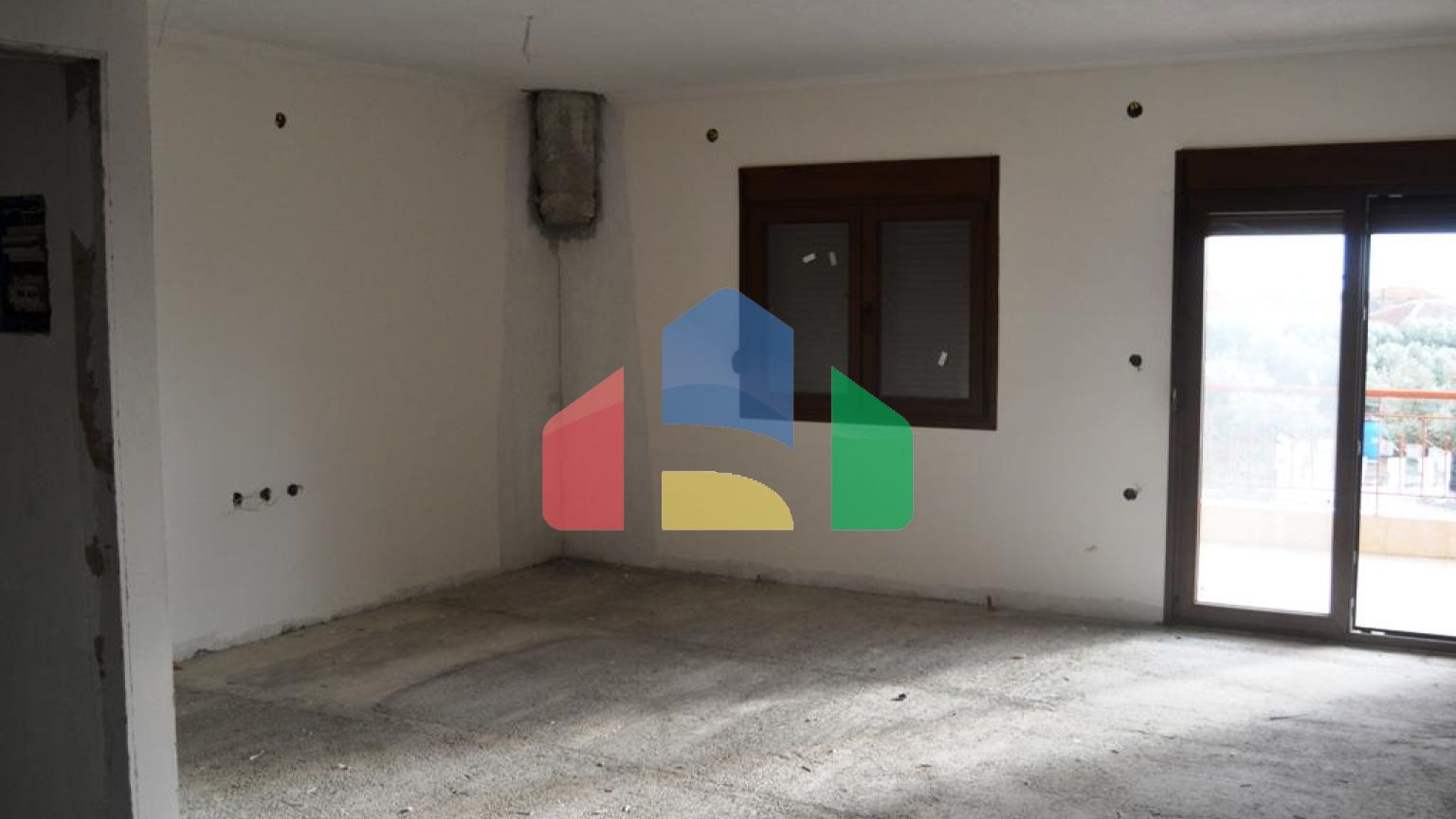 Продаж - Таунхаус 180 m² в передмісті Салонік