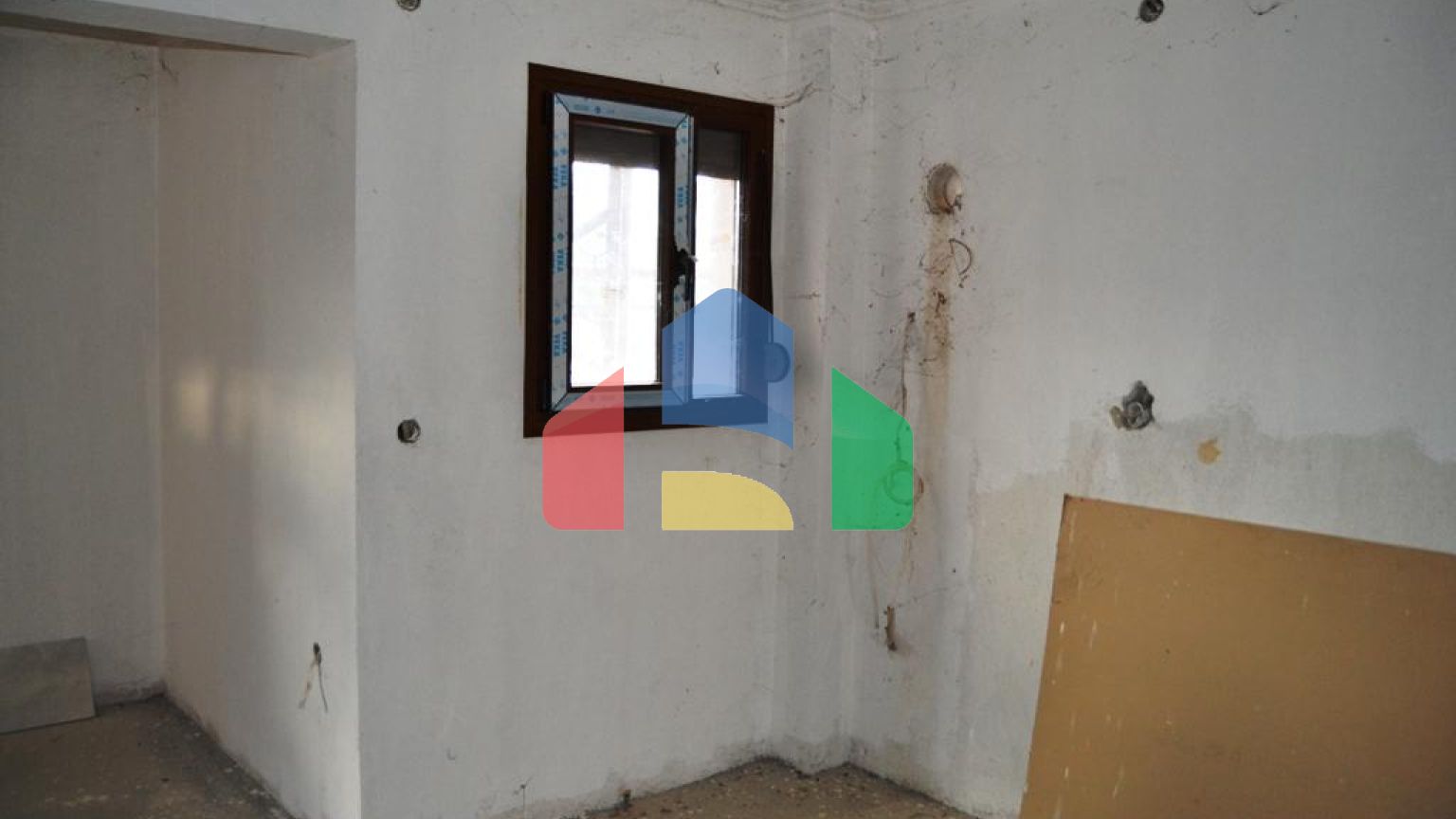 Продаж - Таунхаус 180 m² в передмісті Салонік